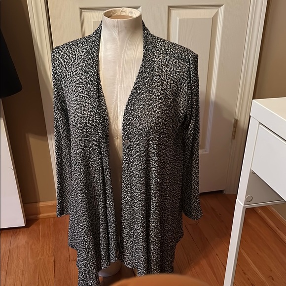 Habitat Black and White Blazer with Relaxed Silhouette - Picture 1 of 5